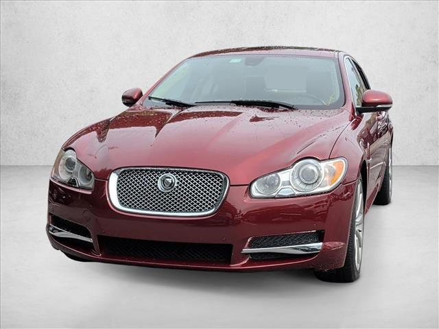 Used 2010 Jaguar XF Premium RWD image 1