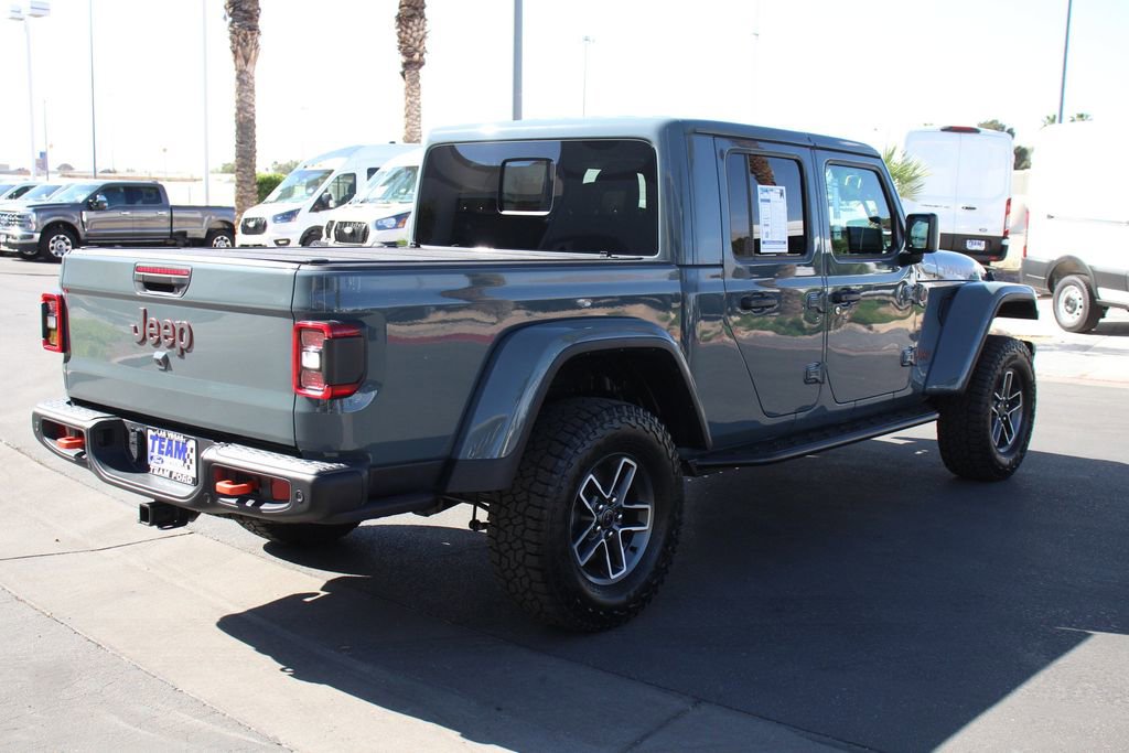 Used 2025 Jeep Gladiator Mojave image 8