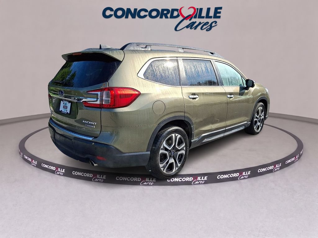 Used 2023 Subaru Ascent Touring AWD/4WD image 7