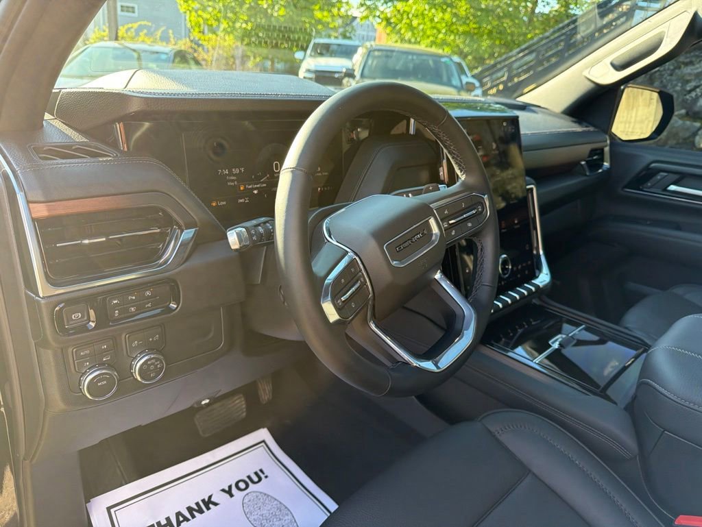 Used 2026 GMC Yukon Denali w/ Sun & Power Step Package AWD/4WD image 14