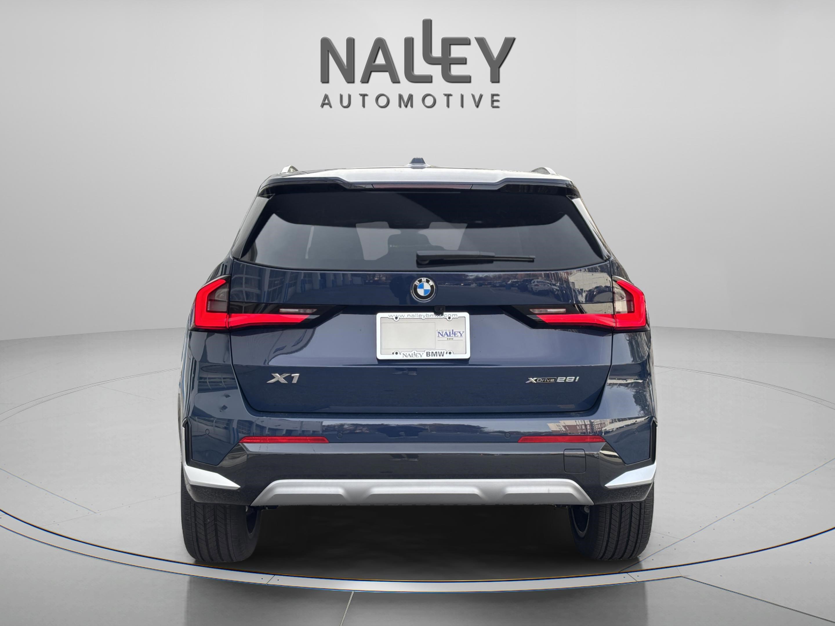 Used 2026 BMW X1 xDrive28i image 4