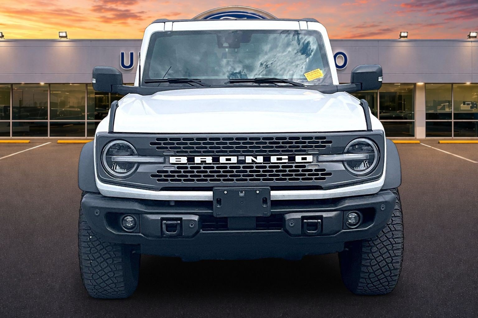 Used 2023 Ford Bronco Badlands AWD/4WD image 3