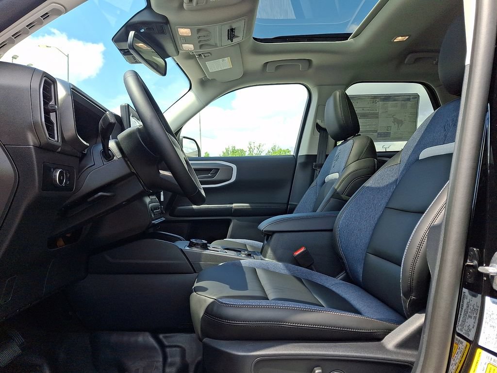 New 2026 Ford Bronco Sport Outer Banks w/ Sasquatch Outer Banks Package AWD/4WD image 7