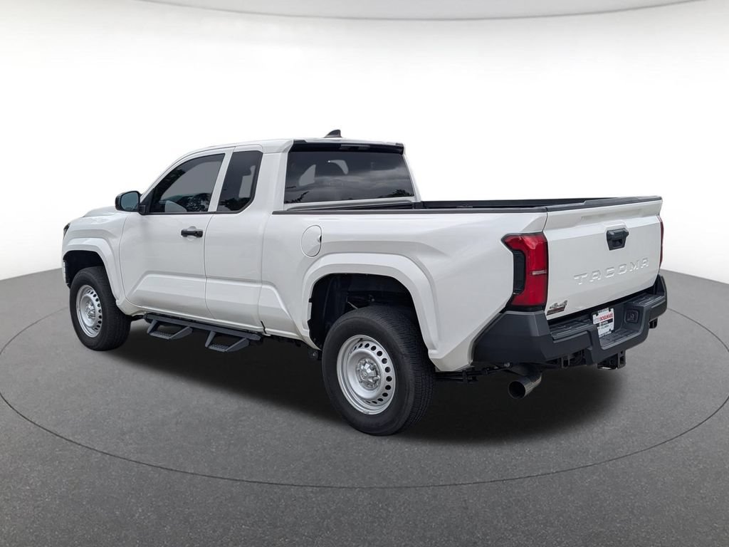 Used 2025 Toyota Tacoma SR w/ Towing Package AWD/4WD image 4