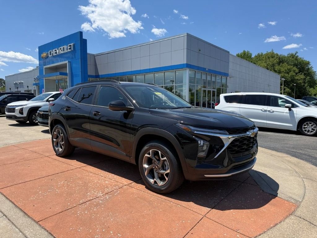 New 2026 Chevrolet Trax LT w/ LT Convenience Package
