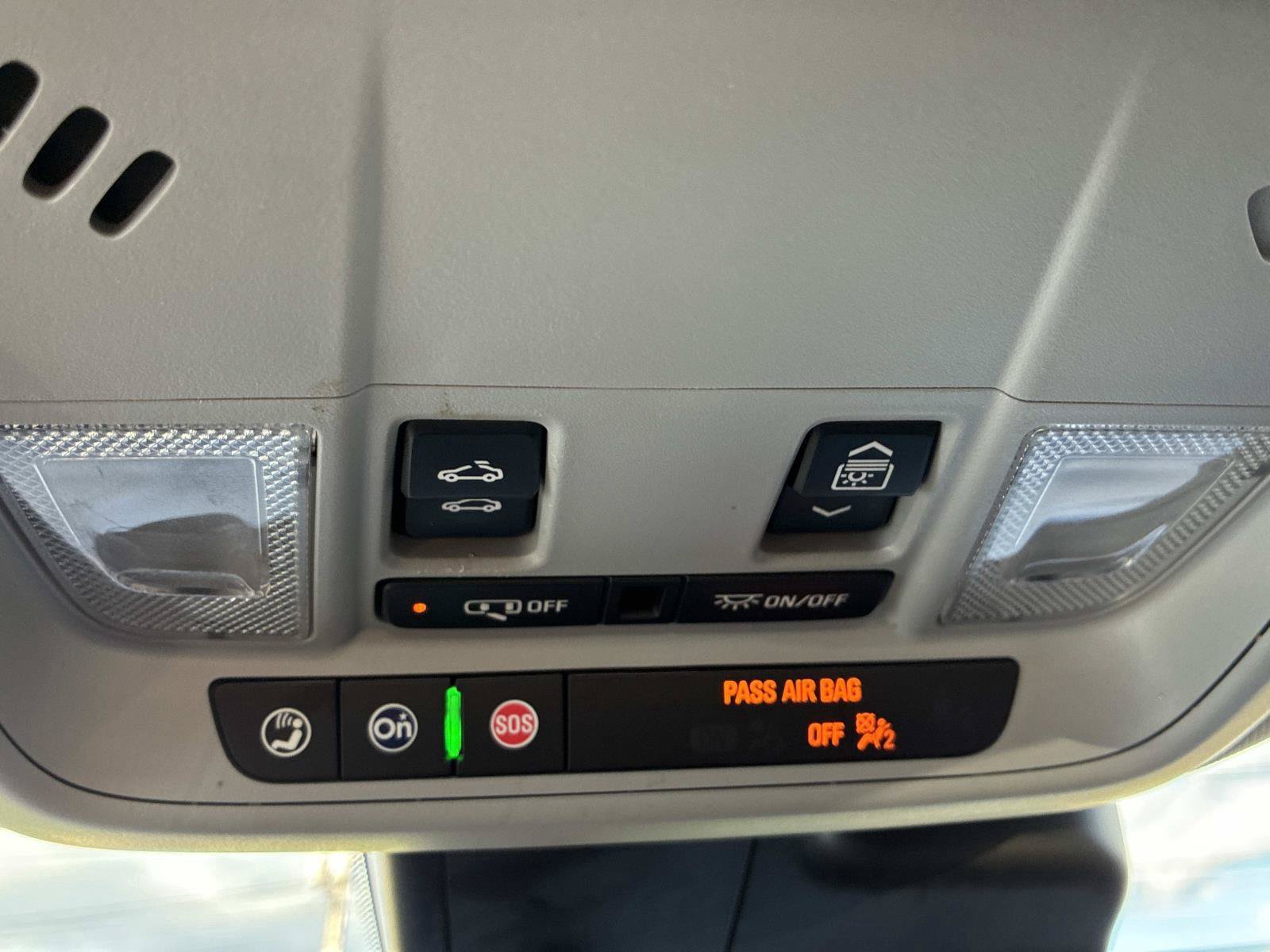 Used 2023 Chevrolet Malibu LT FWD image 36