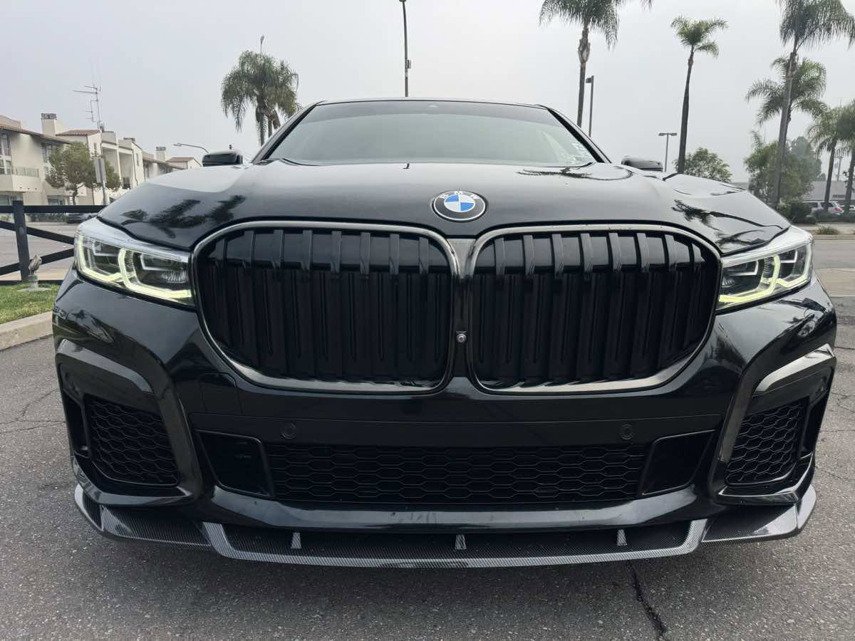 Used 2020 BMW 740i 740i w/ M Sport Package image 12