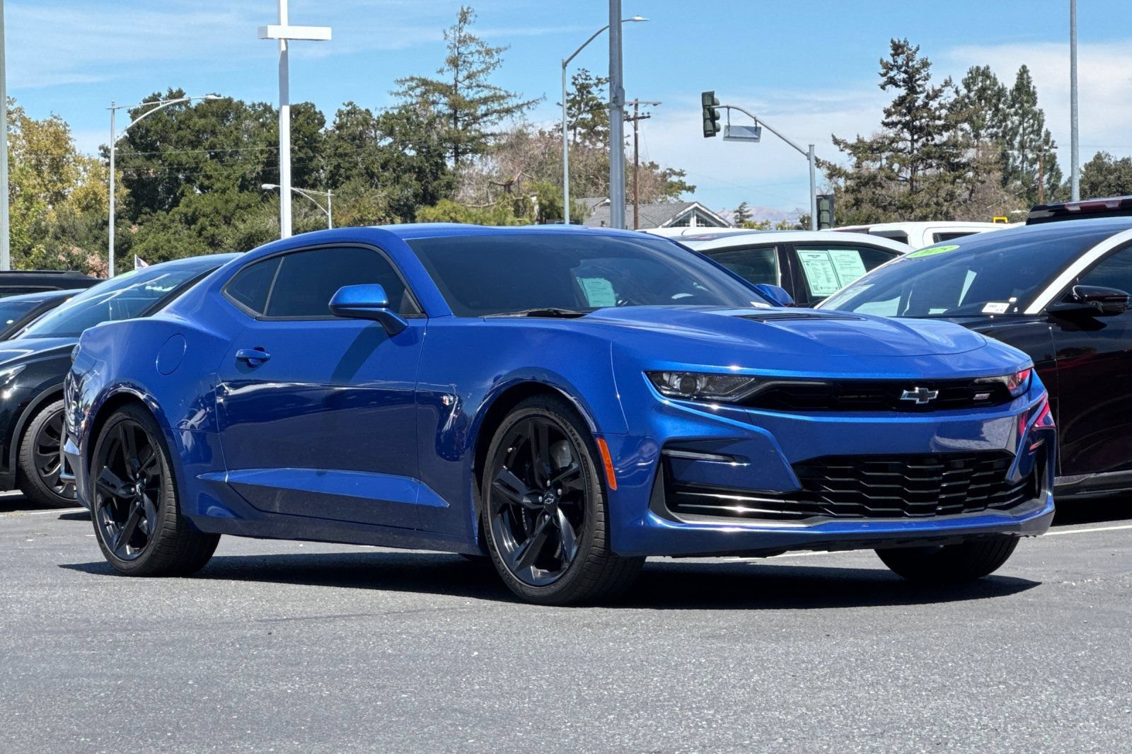 Used 2022 Chevrolet Camaro SS RWD image 2