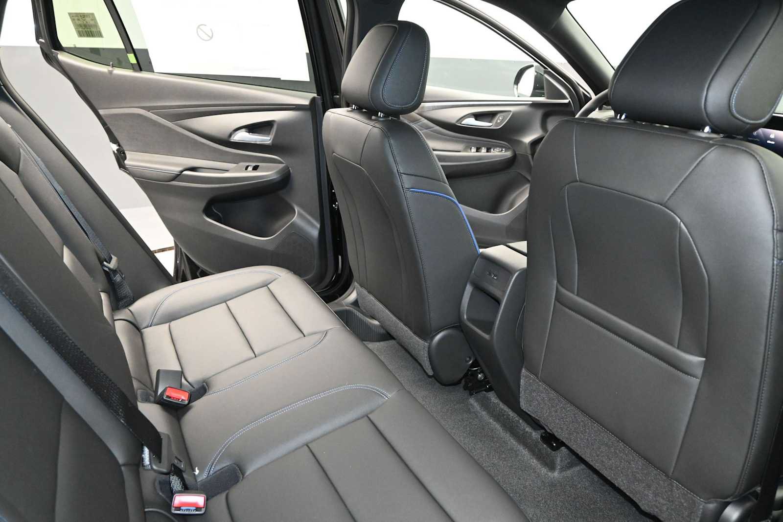 New 2026 Buick Envista Sport Touring w/ Convenience I Package FWD image 23