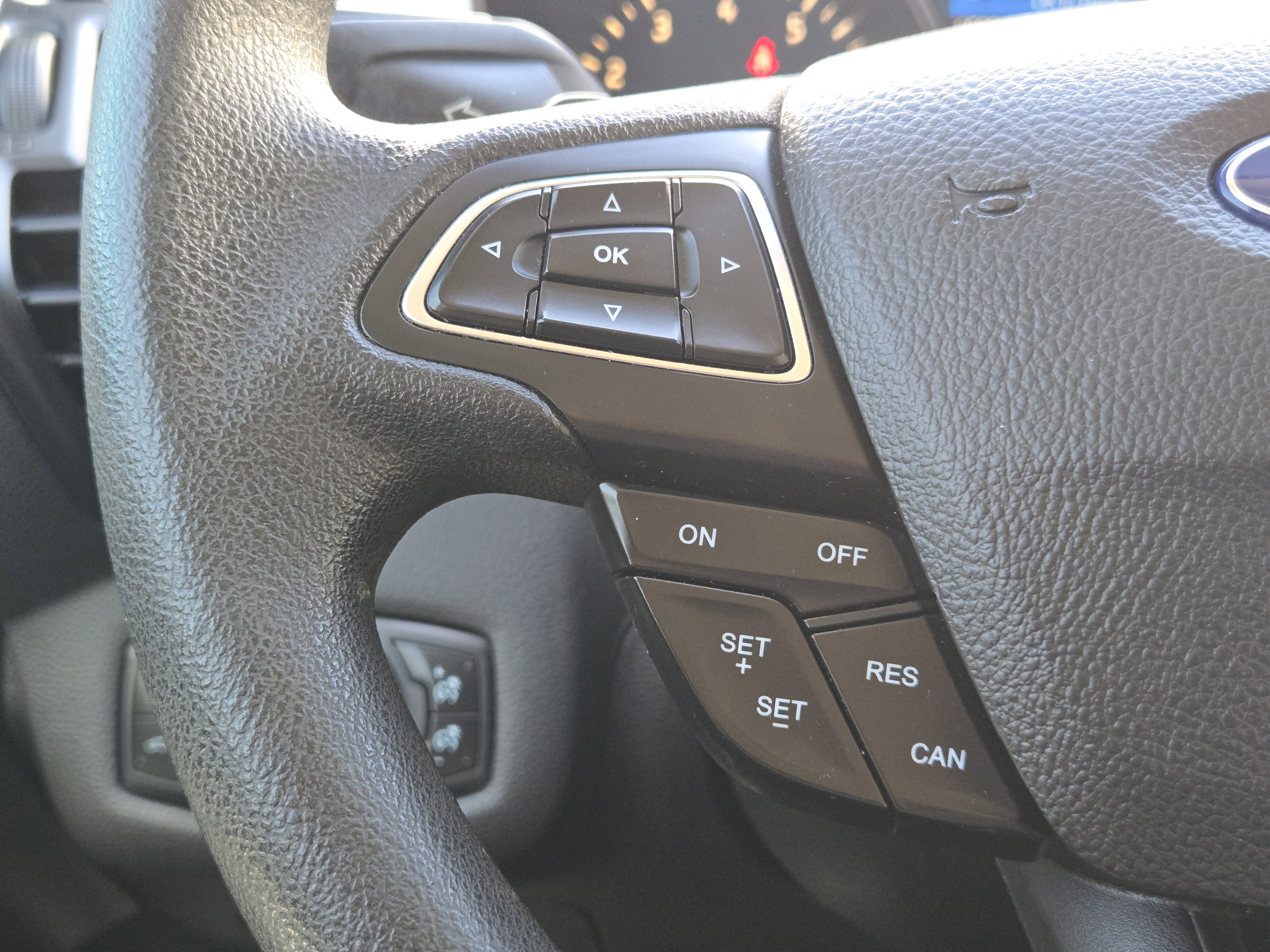 Used 2017 Ford Escape SE w/ Equipment Group 201A image 28