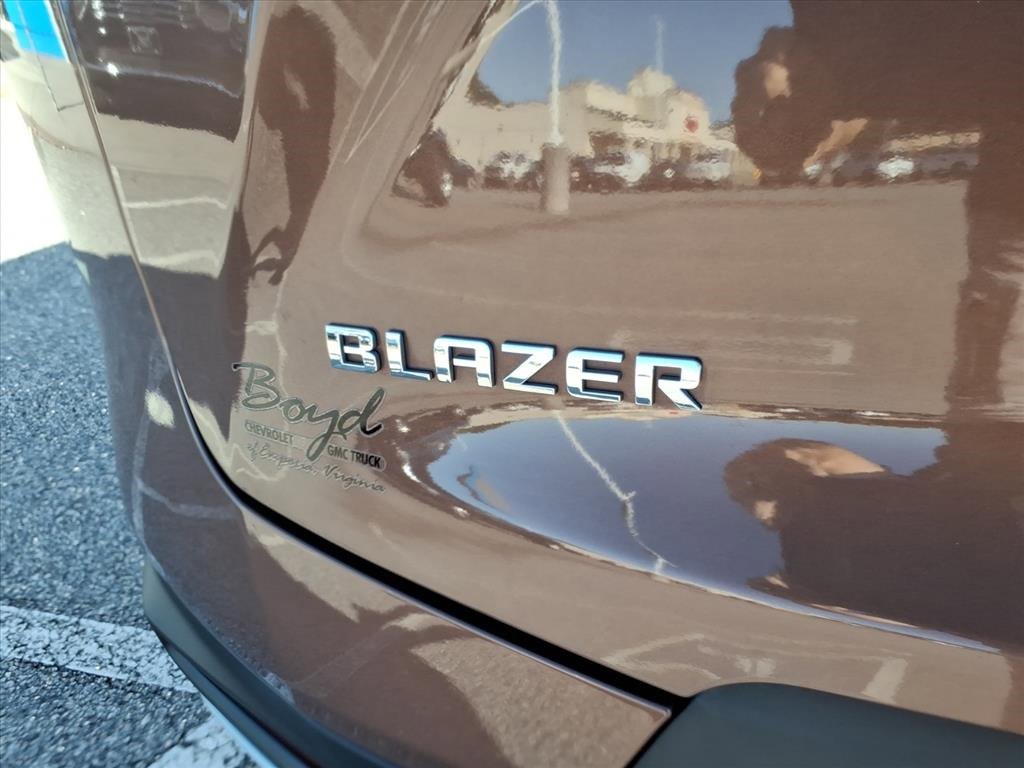 Used 2024 Chevrolet Blazer LT w/ Convenience Package image 5