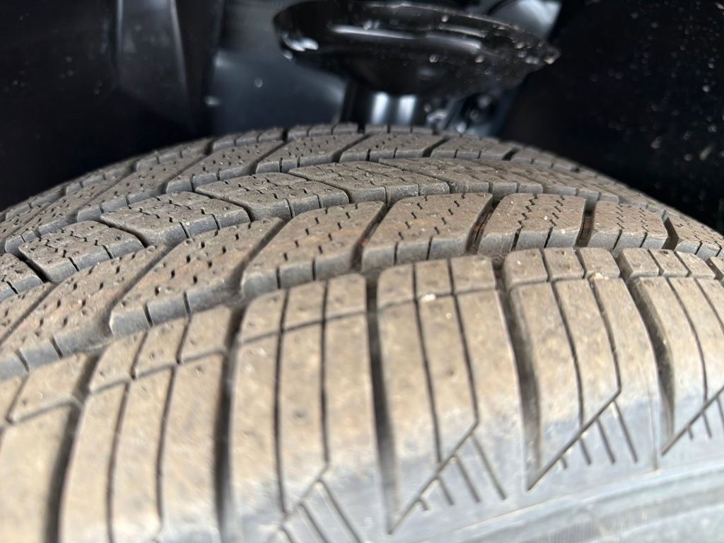 New 2026 Volkswagen Taos S image 30