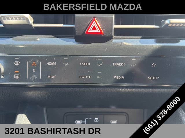 Used 2026 Kia Sportage LX FWD image 16