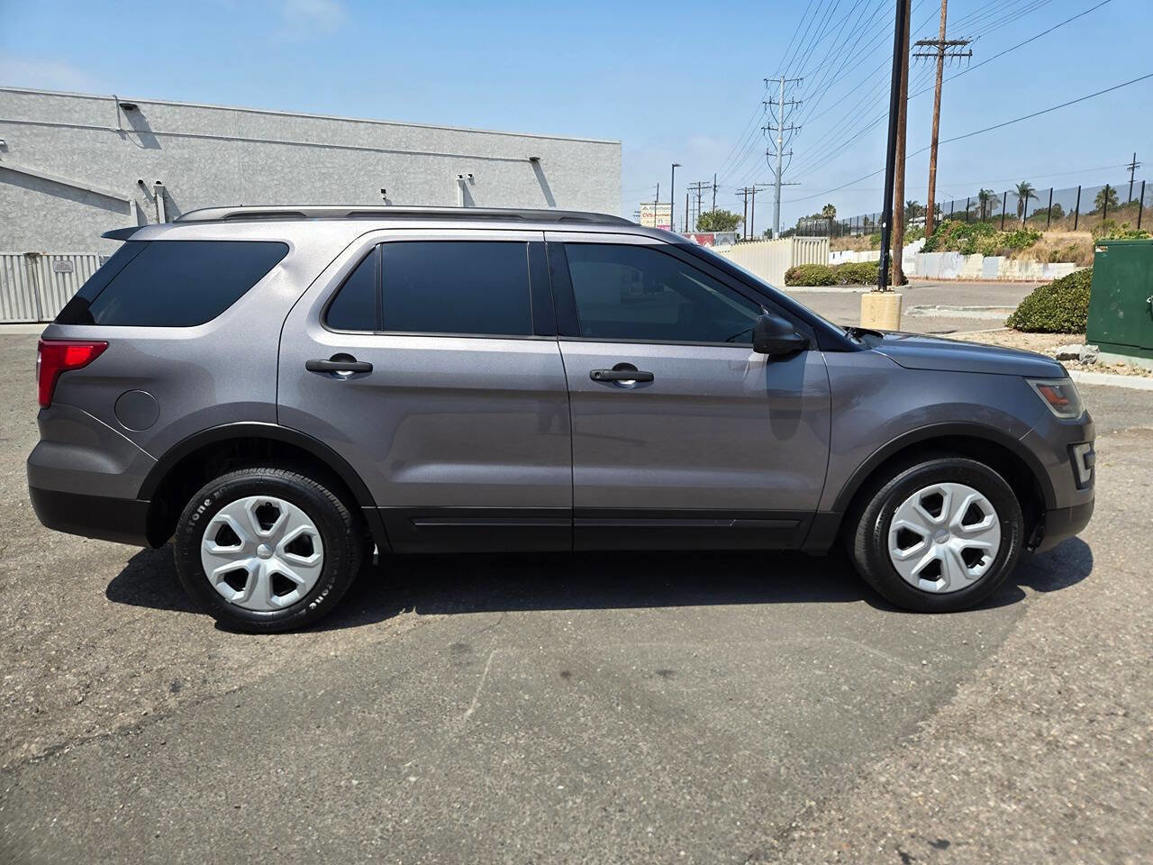 Used 2017 Ford Explorer 4WD Police Interceptor w/ Ultimate Wiring Package image 19