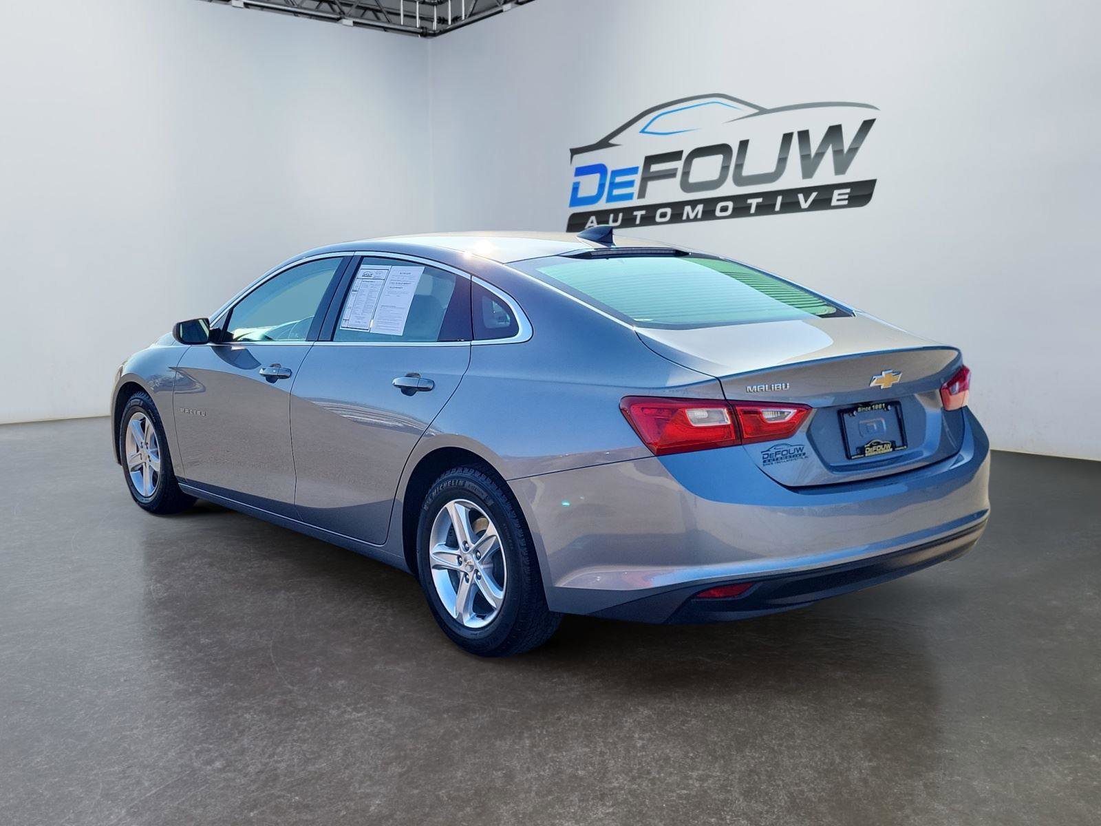 Used 2023 Chevrolet Malibu LS w/ LPO, Floor Liner Package image 5