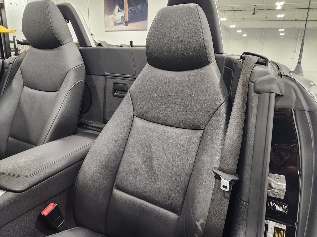Used 2012 BMW Z4 sDrive35i RWD image 11