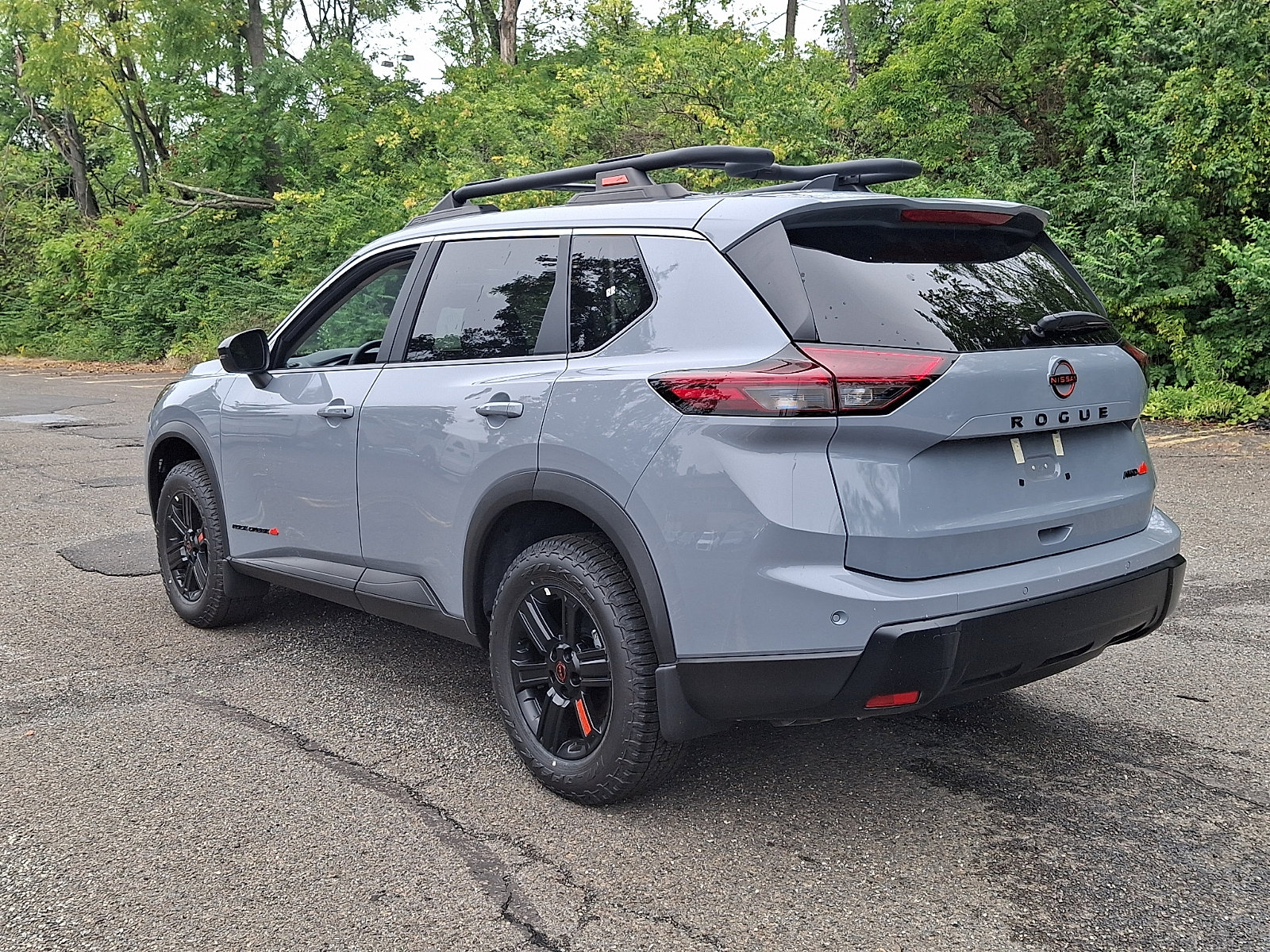 New 2026 Nissan Rogue SV w/ Rock Creek Premium Package AWD/4WD image 4