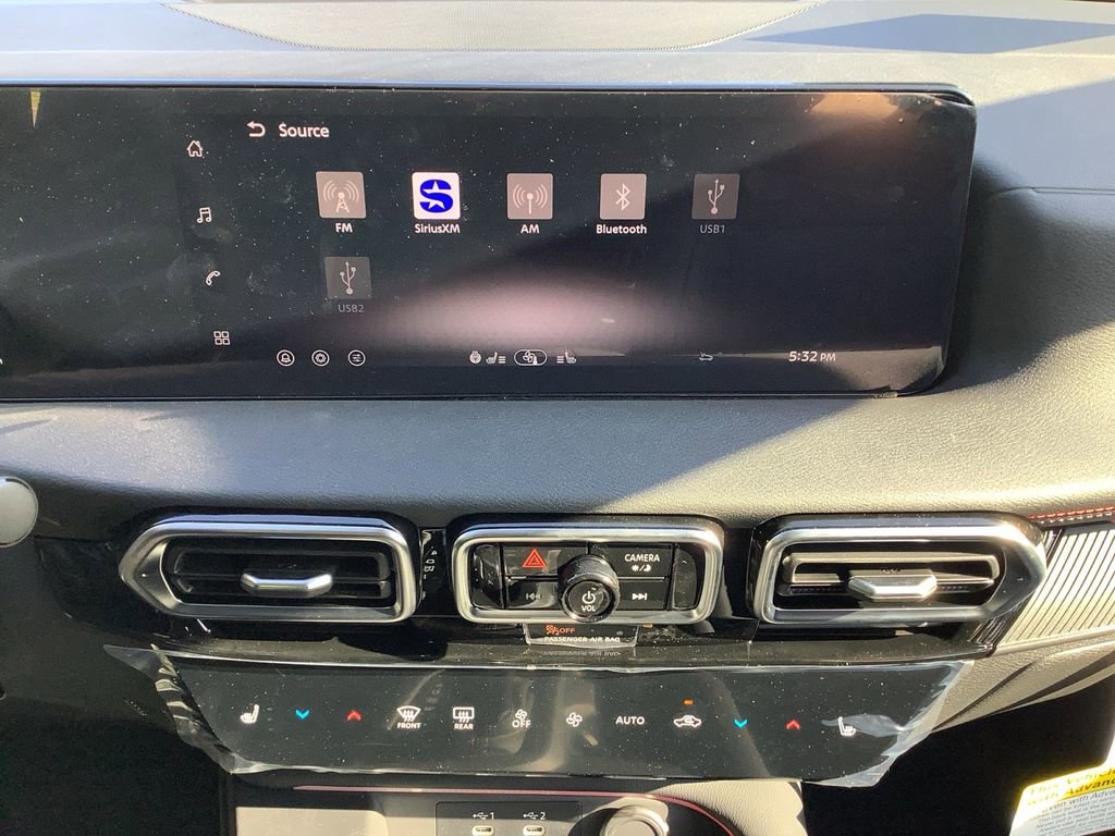 New 2026 Nissan Sentra SR w/ SR Premium Package FWD image 17