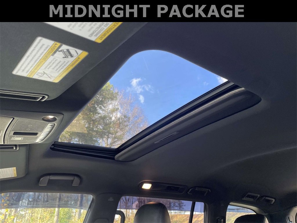 Used 2023 Nissan Armada SL w/ Midnight Edition Package image 19
