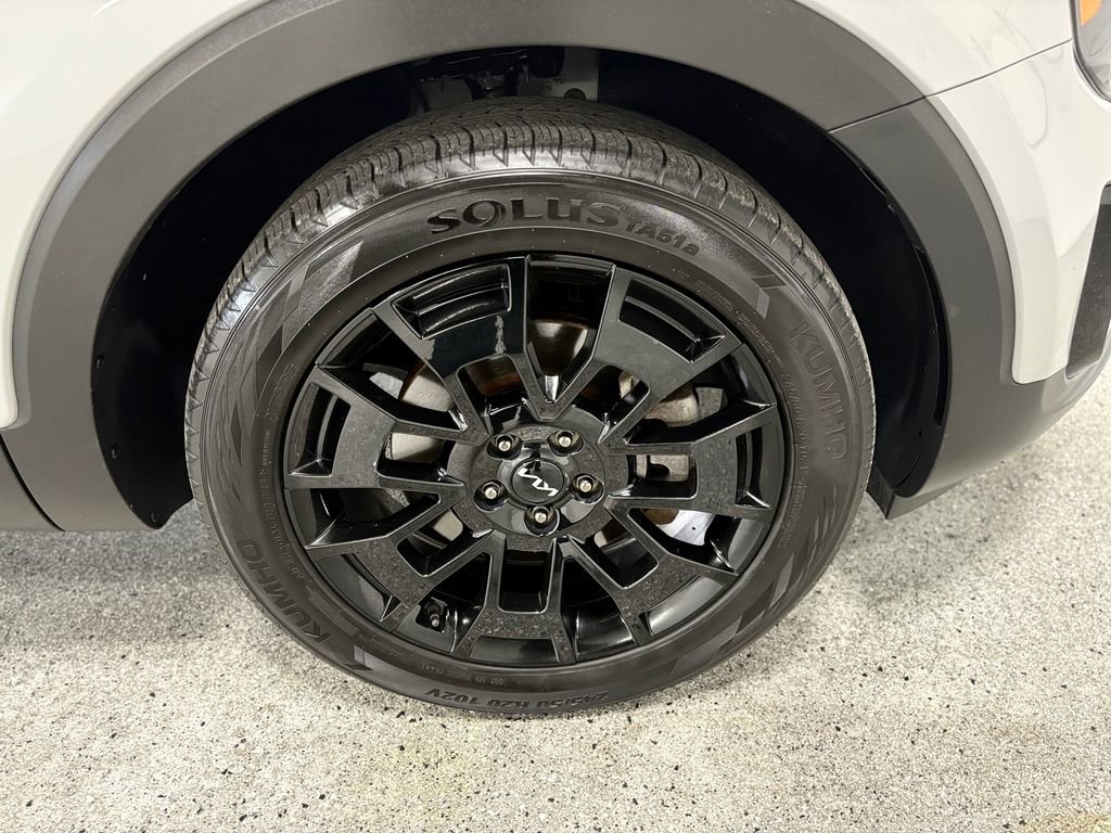 Used 2022 Kia Telluride EX w/ EX Premium Package image 36