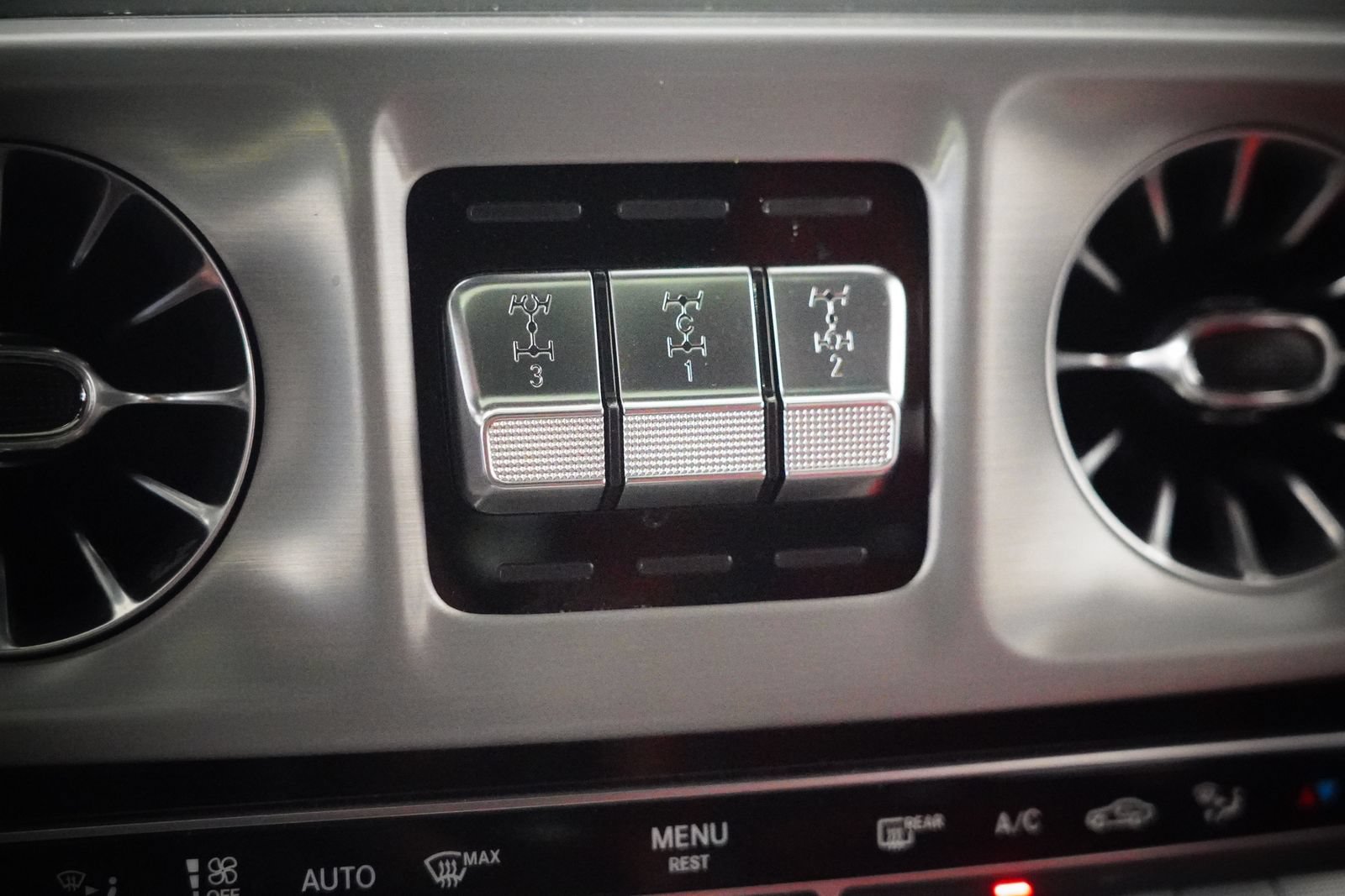 Certified 2021 Mercedes-Benz G 63 AMG 4MATIC image 27