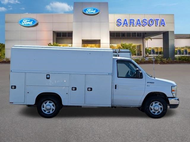 Used 2017 Ford E-350 and Econoline 350 Super Duty w/ Power Windows & Locks Group