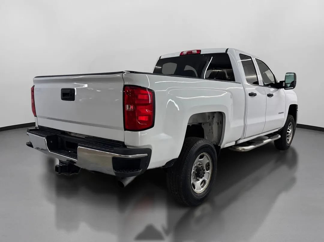 Used 2019 Chevrolet Silverado 2500 W/T AWD/4WD image 10
