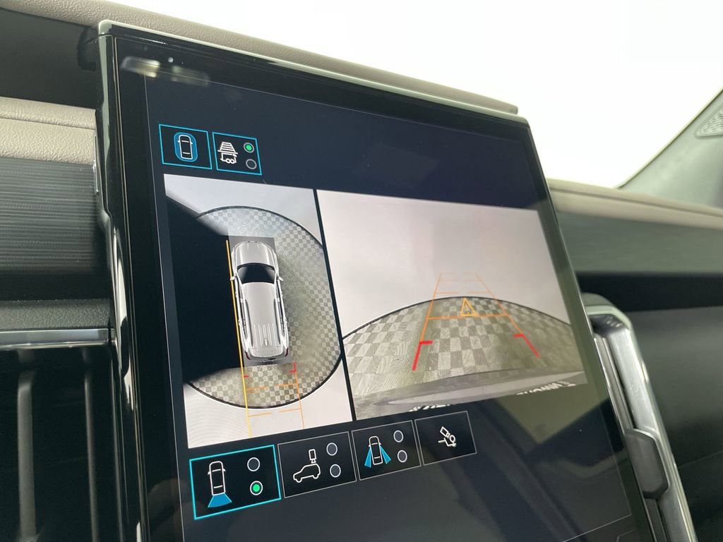 New 2025 GMC Acadia Elevation image 14