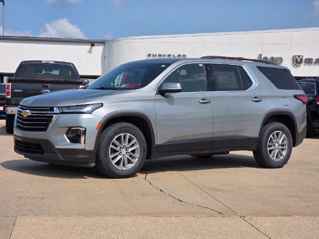 Used 2023 Chevrolet Traverse LT AWD/4WD image 3