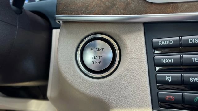 Used 2015 Mercedes-Benz E 350 4MATIC Sedan image 47