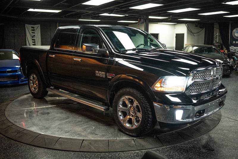 Used 2014 RAM 1500 Laramie w/ Convenience Group image 5