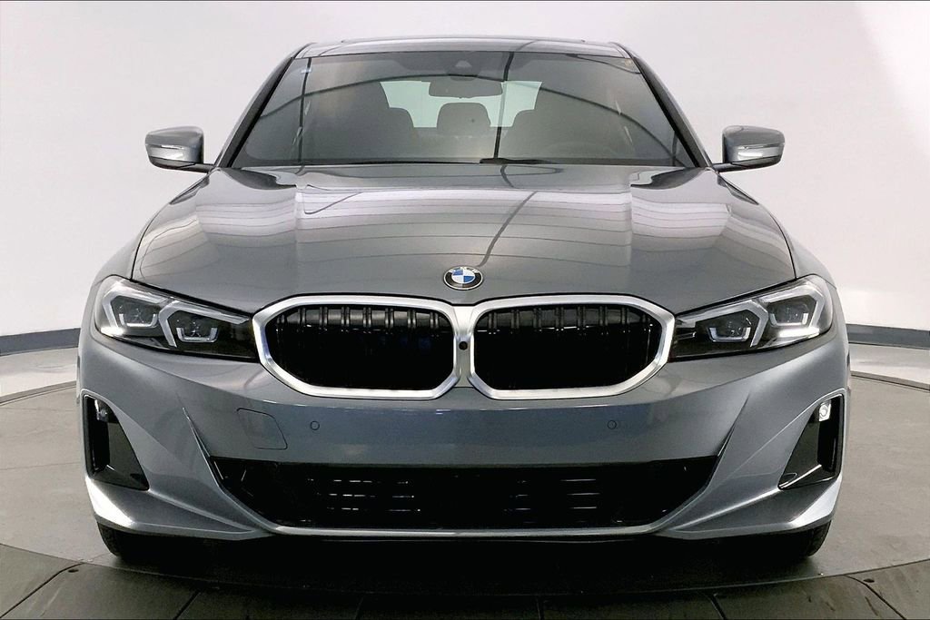 Certified 2025 BMW 330i xDrive Sedan w/ Premium Package image 2