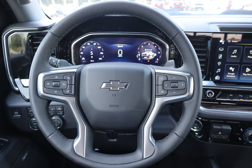 Used 2026 Chevrolet Silverado 1500 LT Trail Boss w/ LT Trail Boss Premium Package AWD/4WD image 6