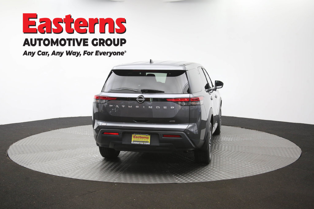 Used 2024 Nissan Pathfinder S AWD/4WD image 41