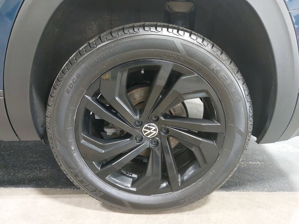 Used 2022 Volkswagen Atlas SE image 36