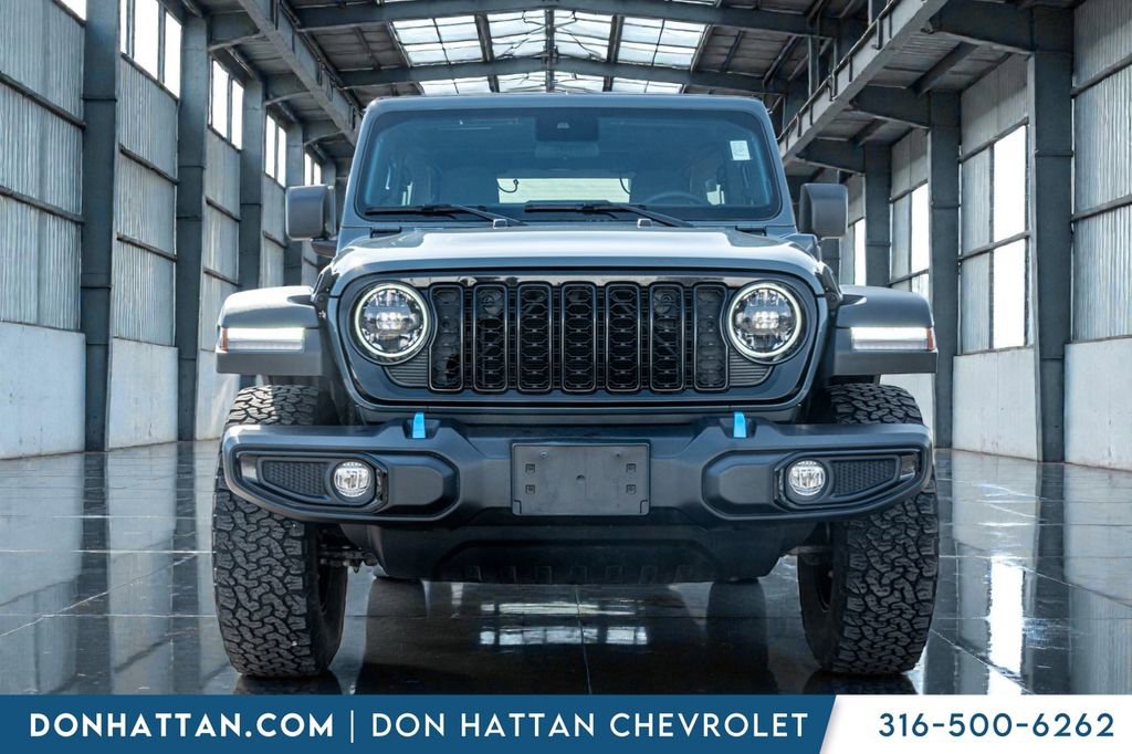 Used 2024 Jeep Wrangler Unlimited image 39