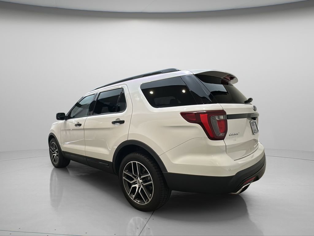 Used 2016 Ford Explorer Sport AWD/4WD image 4