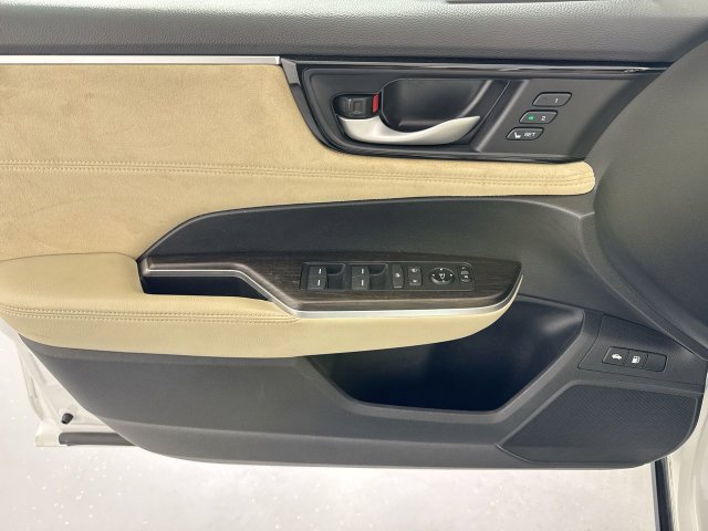 Used 2021 Honda Clarity Touring image 19