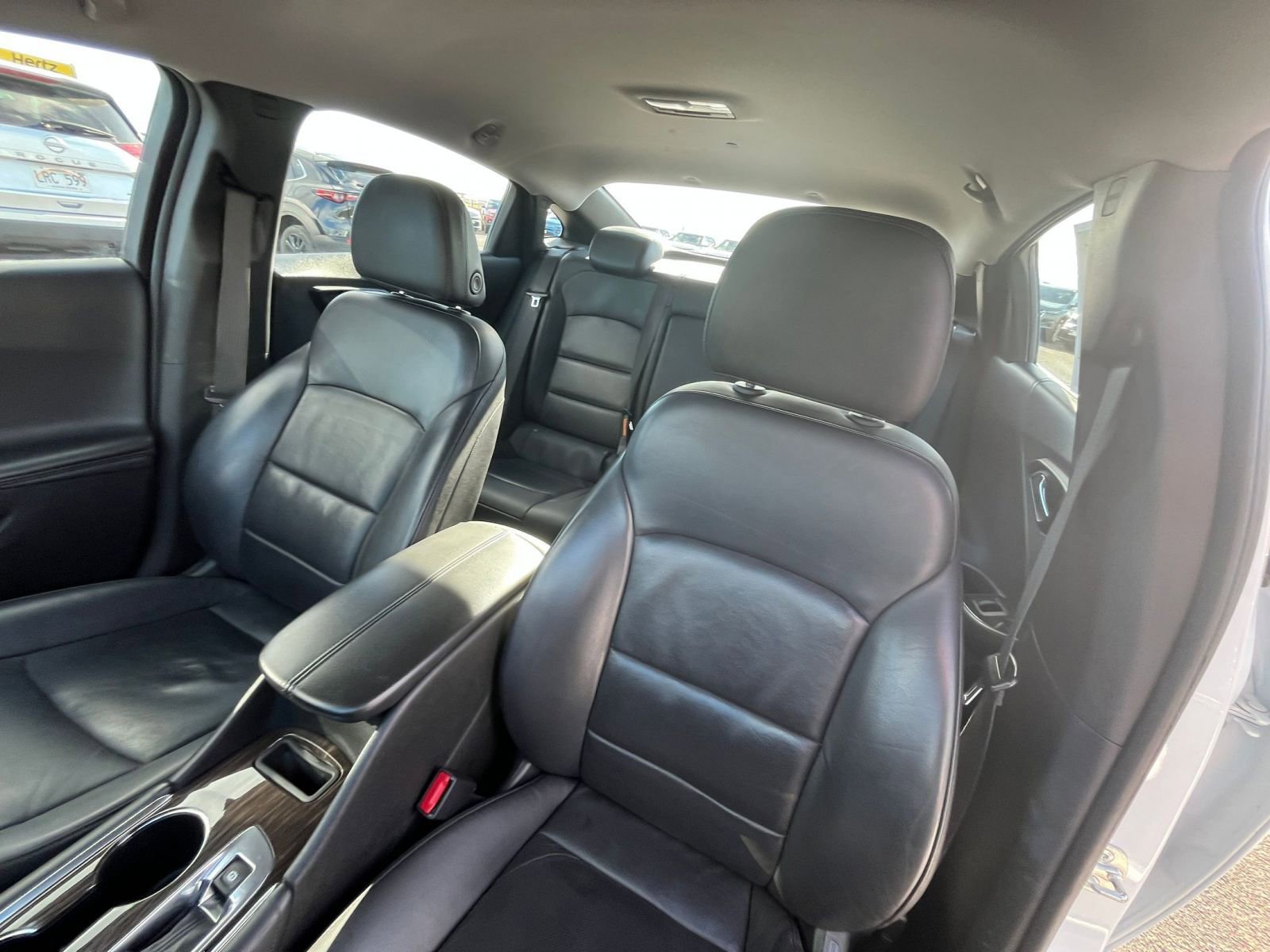 Used 2024 Chevrolet Malibu LT image 37