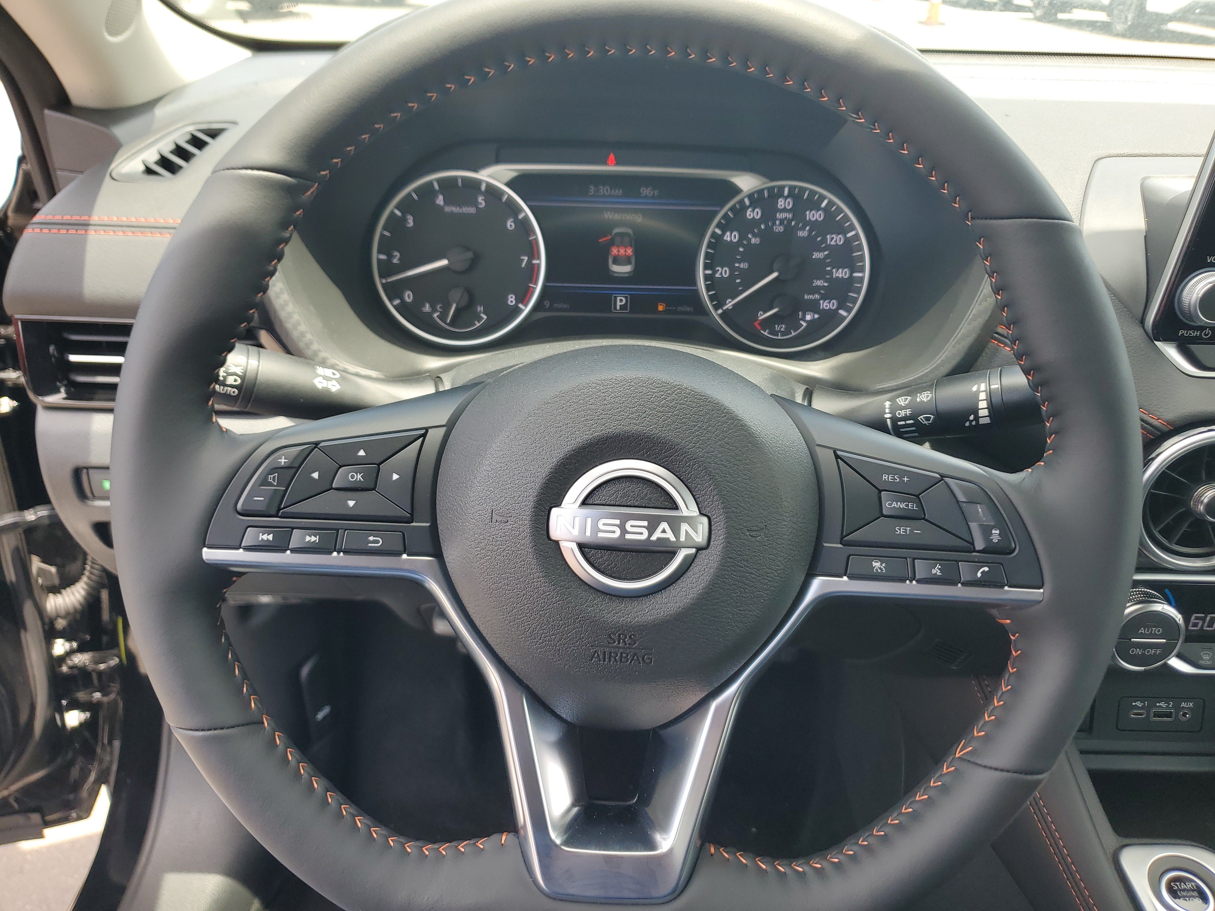Used 2025 Nissan Sentra SR w/ SR Premium Package FWD image 15