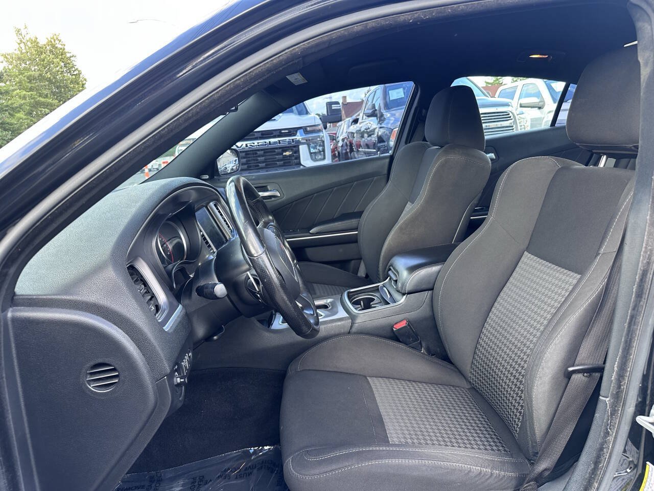 Used 2019 Dodge Charger GT RWD image 18