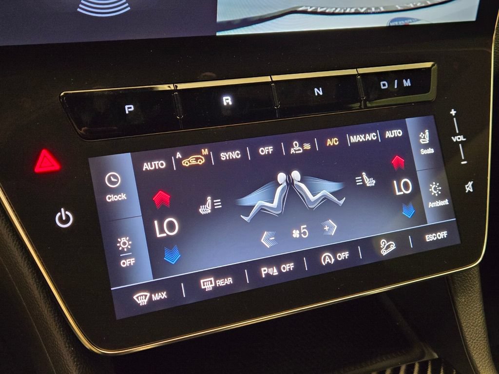 Certified 2023 Maserati Grecale Modena AWD/4WD image 40