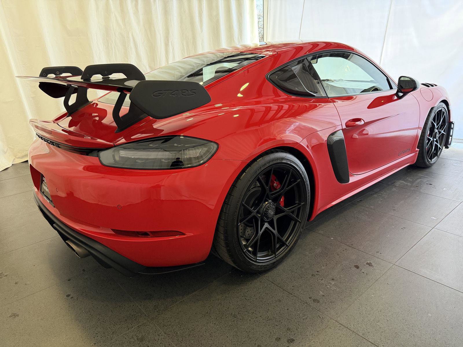 Used 2025 Porsche 718 Cayman GT4 RS image 9