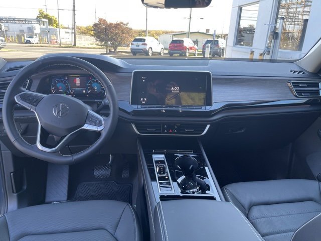 New 2026 Volkswagen Atlas SEL image 13
