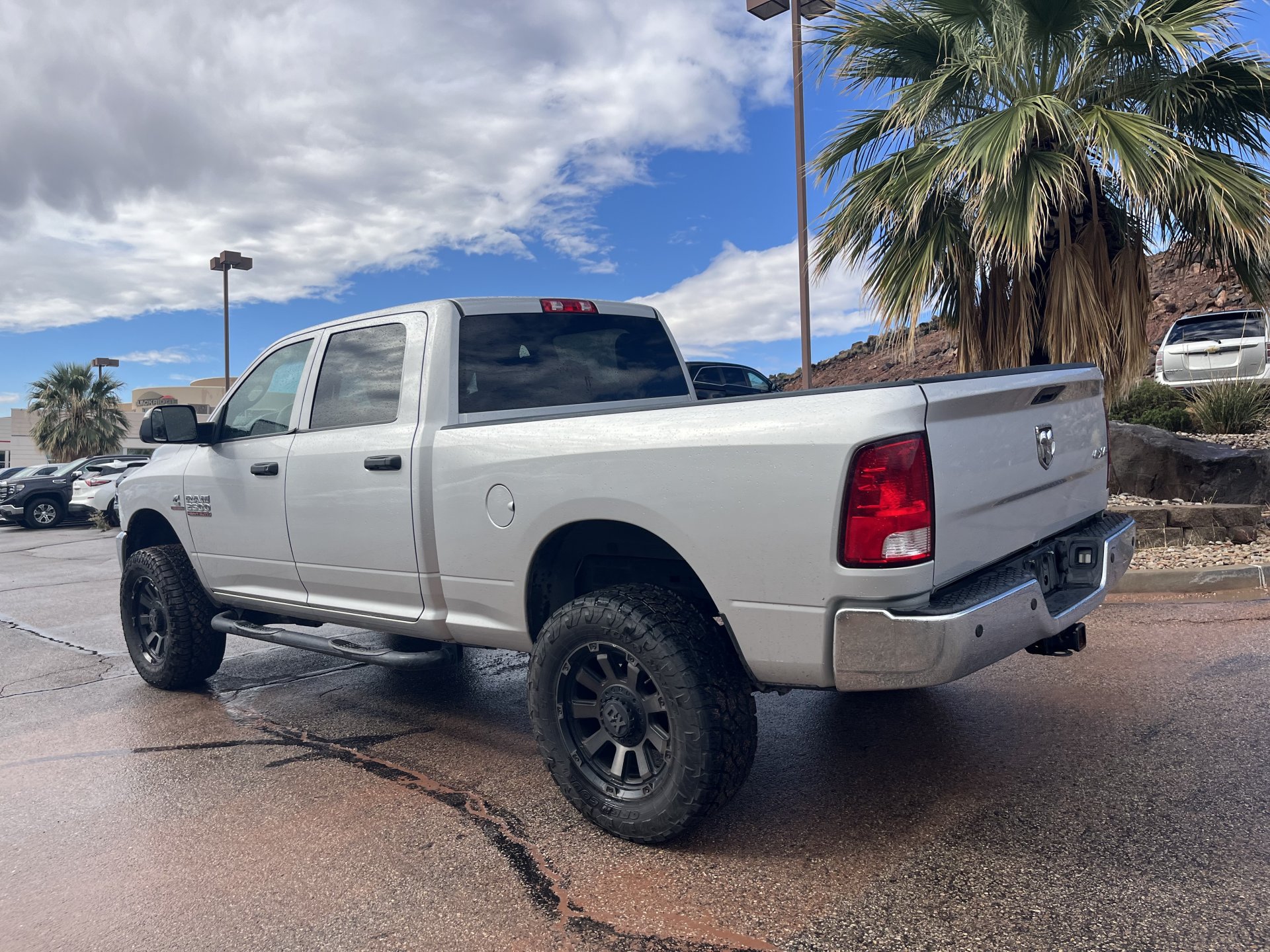 Used 2016 RAM 2500 Tradesman w/ Chrome Appearance Group AWD/4WD image 7
