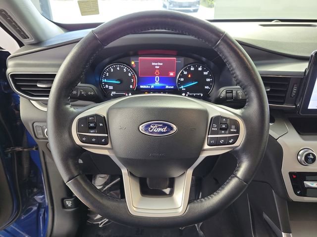 Used 2022 Ford Explorer XLT w/ Equipment Group 202A image 26