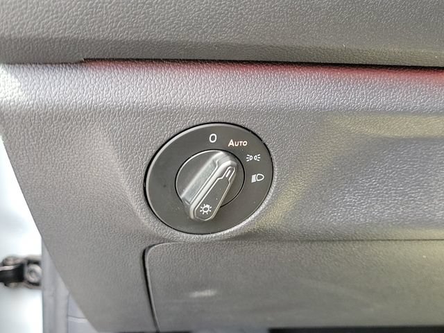 Used 2019 Volkswagen Jetta SEL FWD image 13