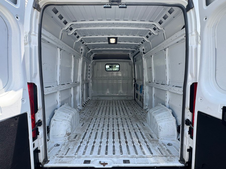 Used 2024 RAM ProMaster 2500 w/ Convenience Group FWD image 27