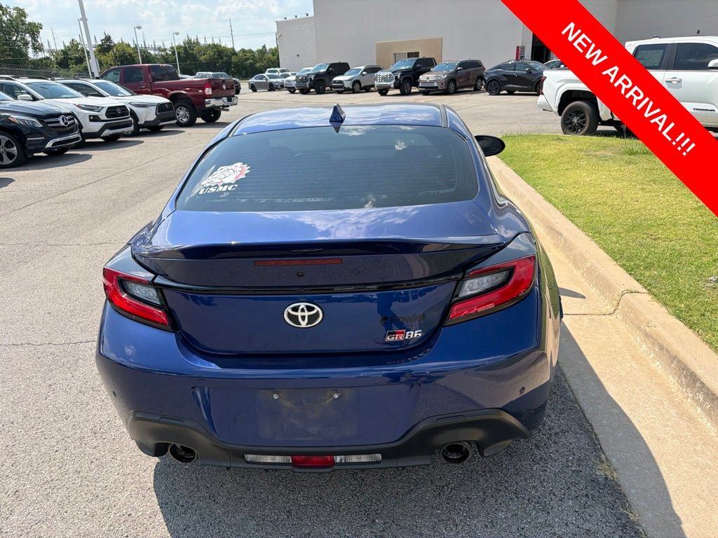 Used 2024 Toyota GR86 Premium RWD image 5