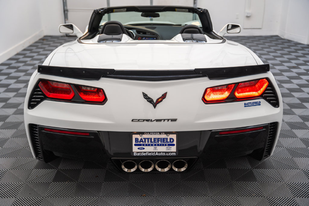 Used 2017 Chevrolet Corvette Grand Sport w/ Carbon Flash Badge Package RWD image 7